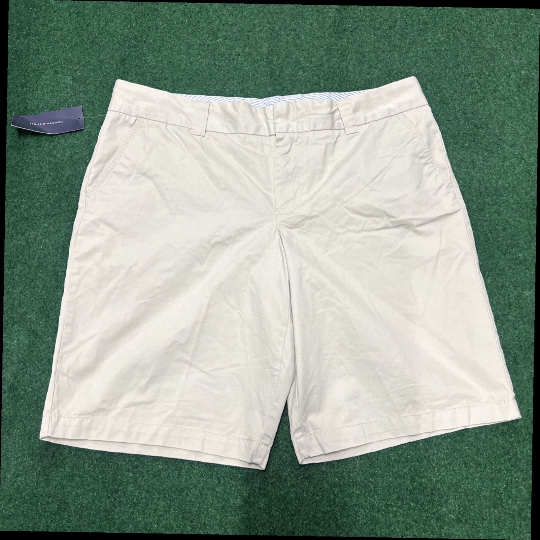 Tommy Hilfiger TOMMY HILFIGER Shorts Womens 16 Beige Casual Summer Cotton Logo New Size 38" / US 16 / IT 52 - 1 Thumbnail