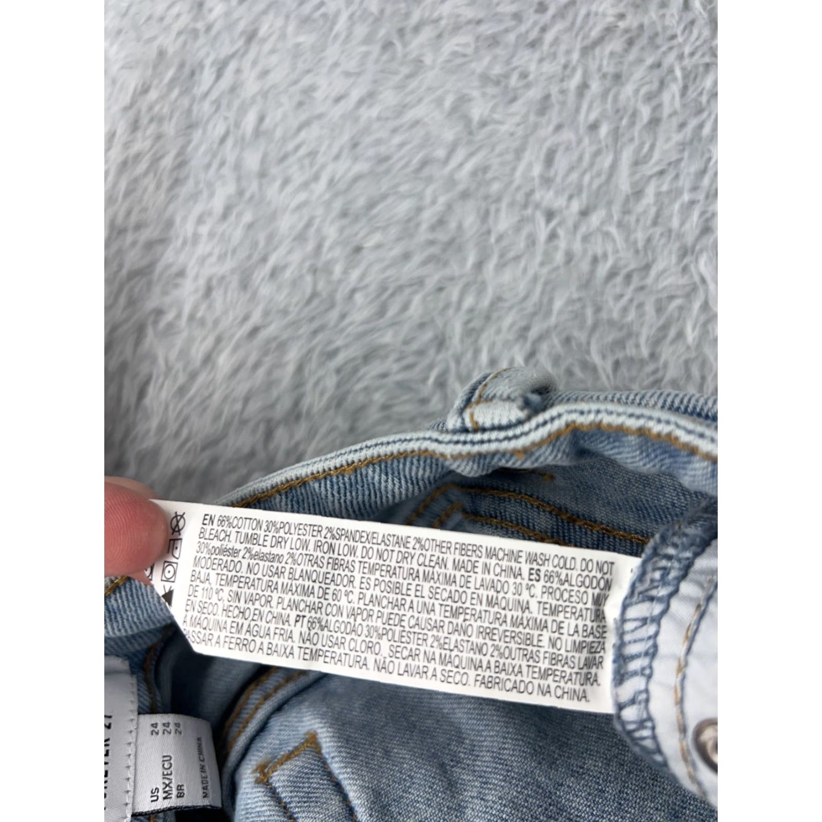 Forever 21 FOREVER 21 Jeans Women 24 Blue Denim Flared Slit Ankle Mid Cotton 24x29 Vintage No Size 42" / US 20 - 7 Thumbnail