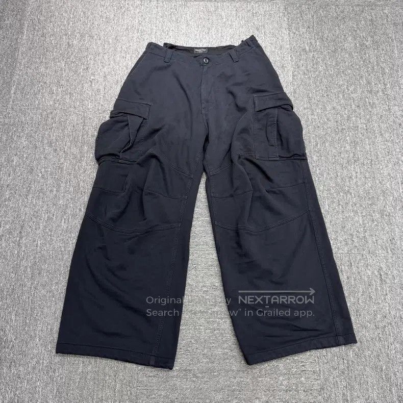 Balenciaga Balenciaga size M Pocket Cargo Pants Size US 27 - 1 Thumbnail