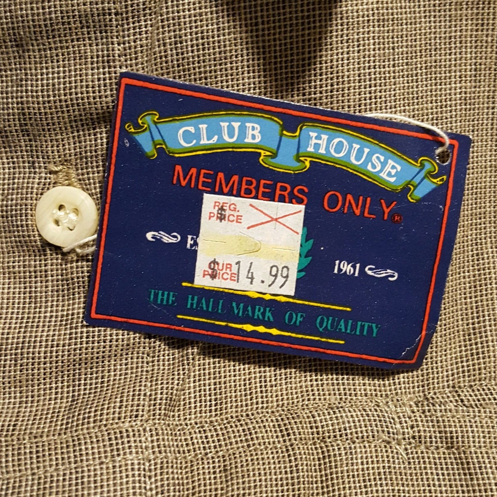 Members Only VINTAGE Members Only Shirt Mens L Beige Woven Button-Up Pocket Short Sleeve 90s 80s Fashion Vintage 90s Beige Button-Up Shirt Mens L Size 42R - 4 Thumbnail