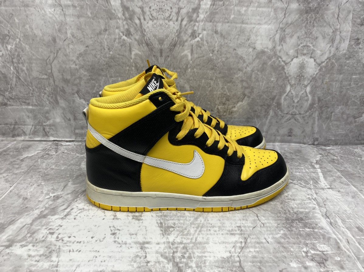 image of Nike Dunk High 'white Varsity Maize' 2011 Shoes in Black/Yellow, Men's (Size 8.5)