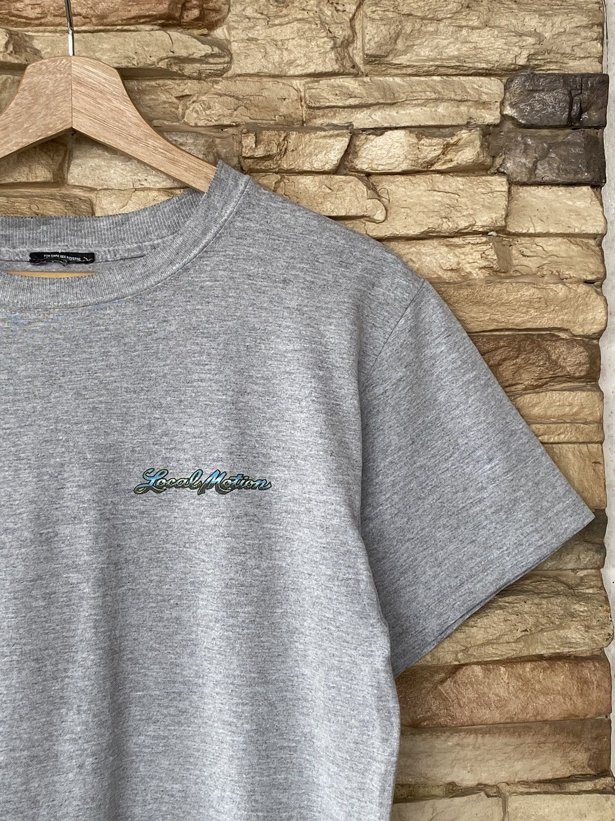 Vintage Vintage 90s Local Motion Backhit Print Surfing Tees Size US S / EU 44-46 / 1 - 4 Thumbnail