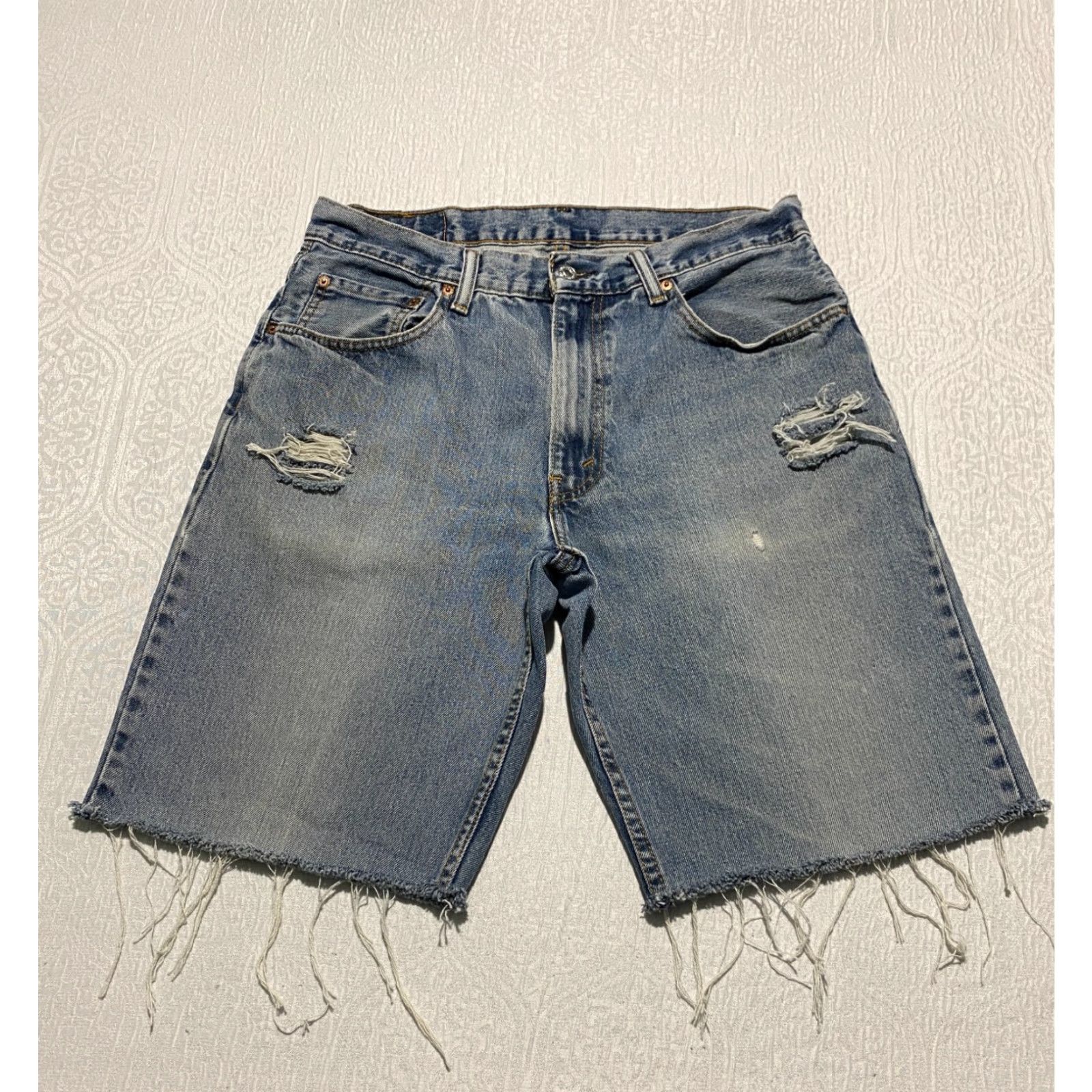 Levi's VINTAGE Levi's 550 Jean Shorts Bermuda Denim Distressed 5-Pocket Mens 33 Blue Hemmed Cutoff Size US 33 - 2 Thumbnail