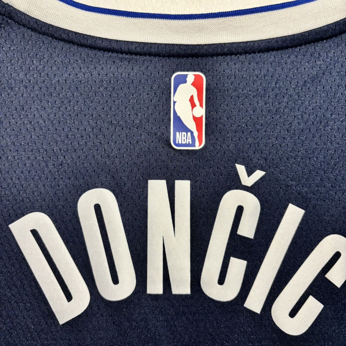 Jordan Brand Luka Doncic Dallas Mavericks NBA Jersey Swingman Jordan Size US XL / EU 56 / 4 - 10 Thumbnail