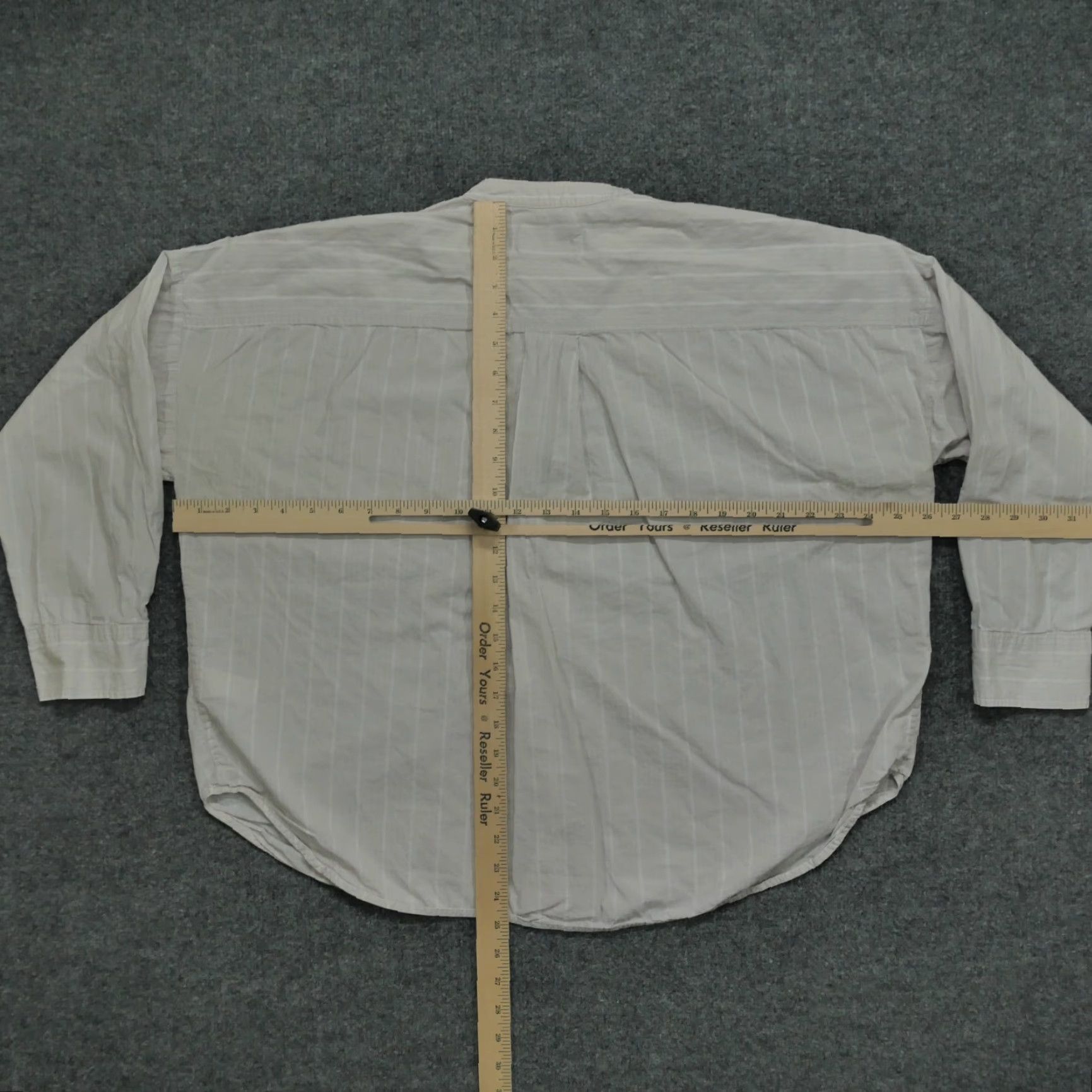 Everlane Everlane Shirt Womens 14 Grey White Striped Top Banded Collar Henley Button-Up Casual Long Sleeve Cotton Regular Vintage No? Size XL / US 12-14 / IT 48-50 - 7 Thumbnail