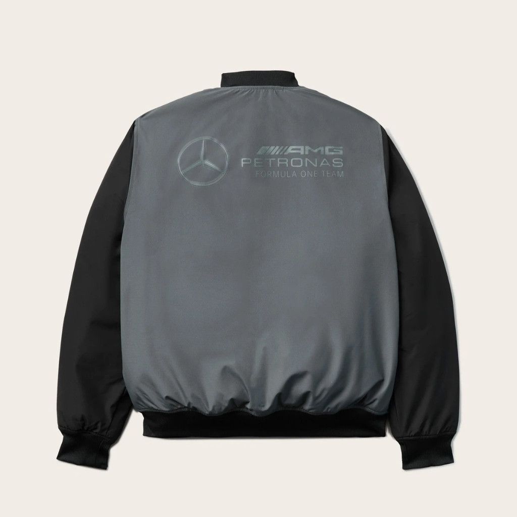 Other Mercedes-AMG Lewis Hamilton PETRONAS 2023 Bomber Jacket Size US S / EU 44-46 / 1 - 3 Thumbnail
