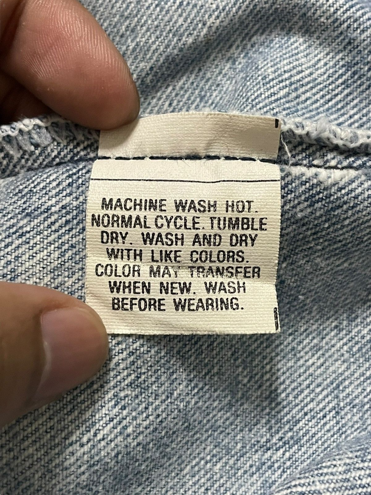 Levi's Vintage Clothing Vintage Levi’s 501 Distressed Washed ButtonFly Straight Jean Size US 31 - 19 Thumbnail