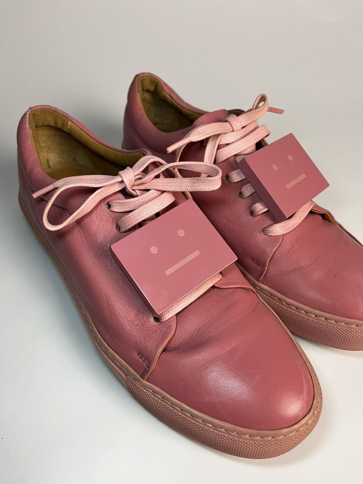 Acne Studios Acne Studios “Adriana” Face Plaque Pink Leather Low Sneakers Size US 9 / IT 39 - 3 Thumbnail