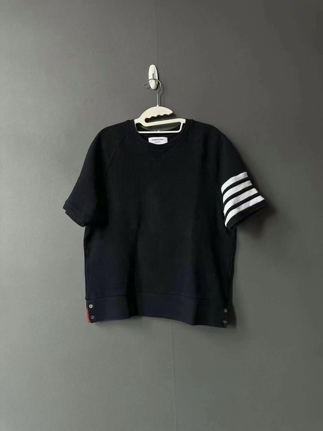 Thom Browne Thom Browne Waffle-Knit Four-Stripe Short Sleeve
