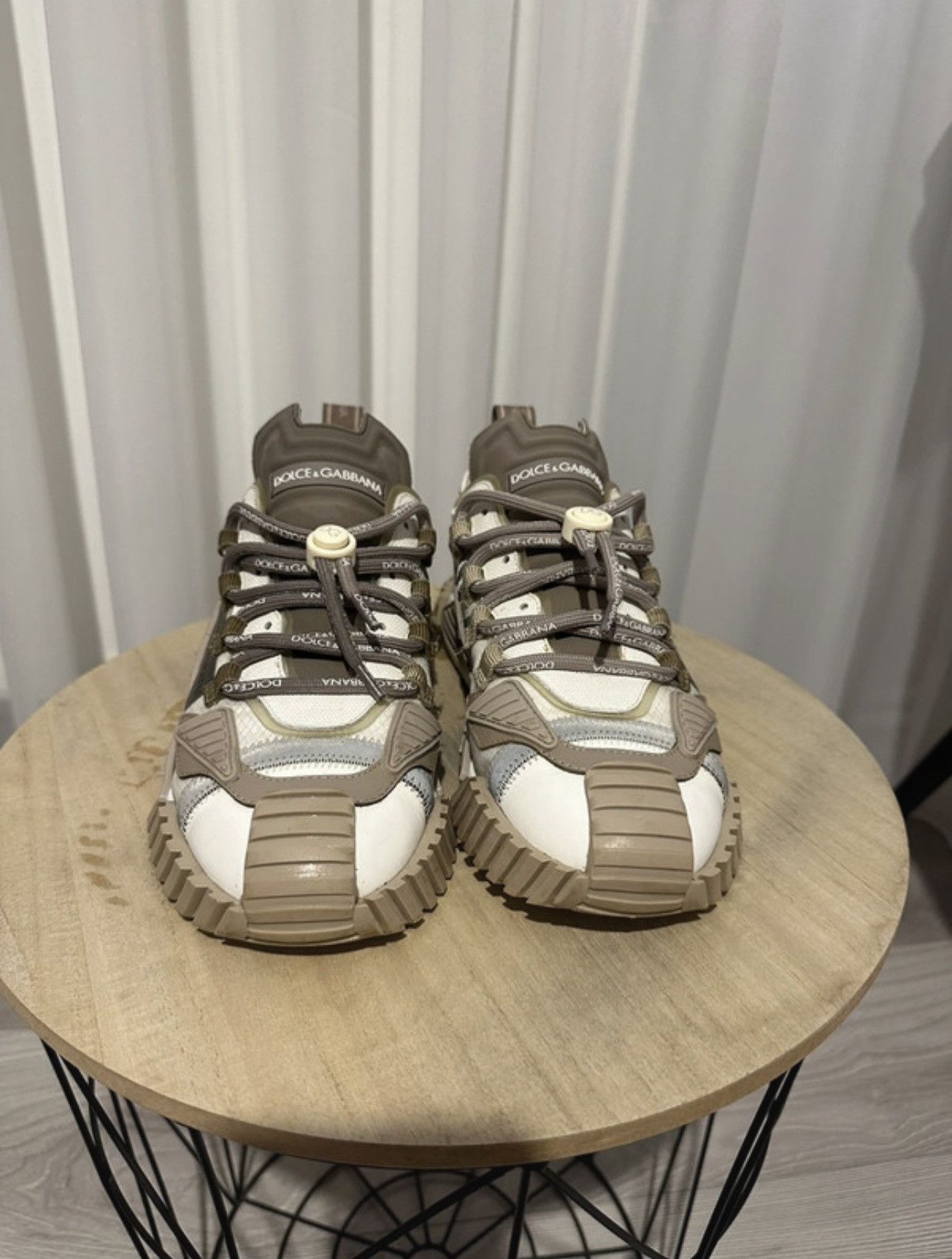 Dolce & Gabbana Dolce& Gabbana Sneaker NS1 Beige White Size US 7 / EU 40 - 1 Thumbnail