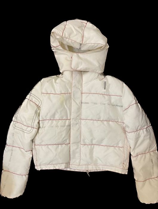 数々のアワードを受賞】 KANGHYUK airbag down jacket