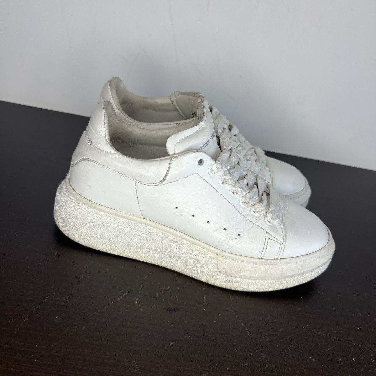Alexander McQueen Alexander McQueen Oversized sneaker Size US 5 / IT 35 - 4 Thumbnail