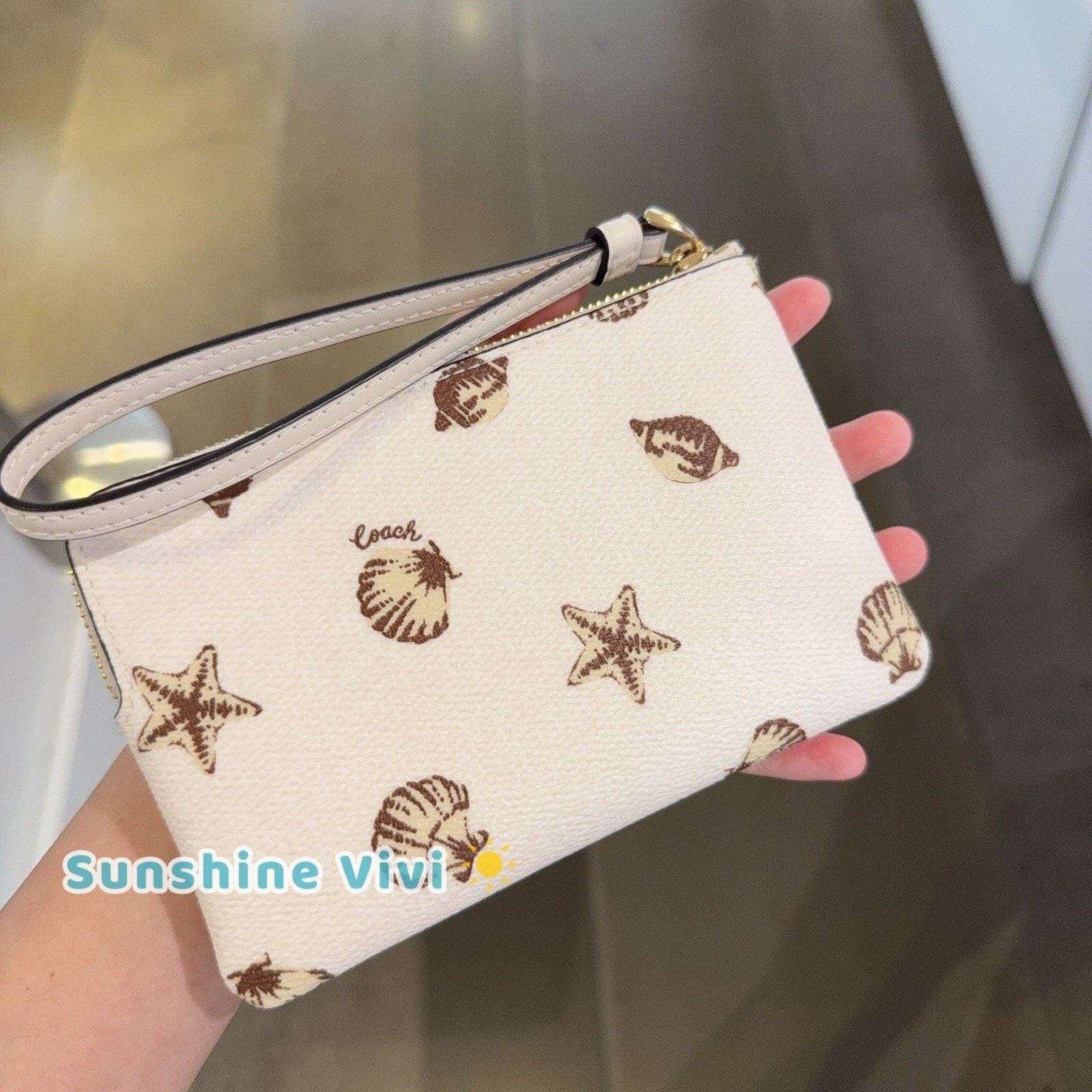 Coach NWT Coach Corner Zip Wristlet With Shell CBP23 Gold/Chalk Size ONE SIZE - 2 Thumbnail