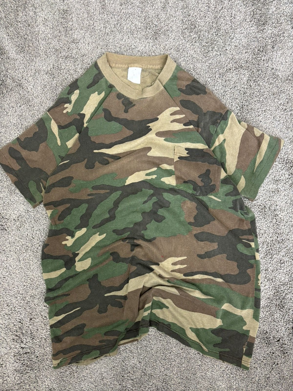 Vintage Vintage camo pocket tshirt Size US M / EU 48-50 / 2 - 1 Thumbnail