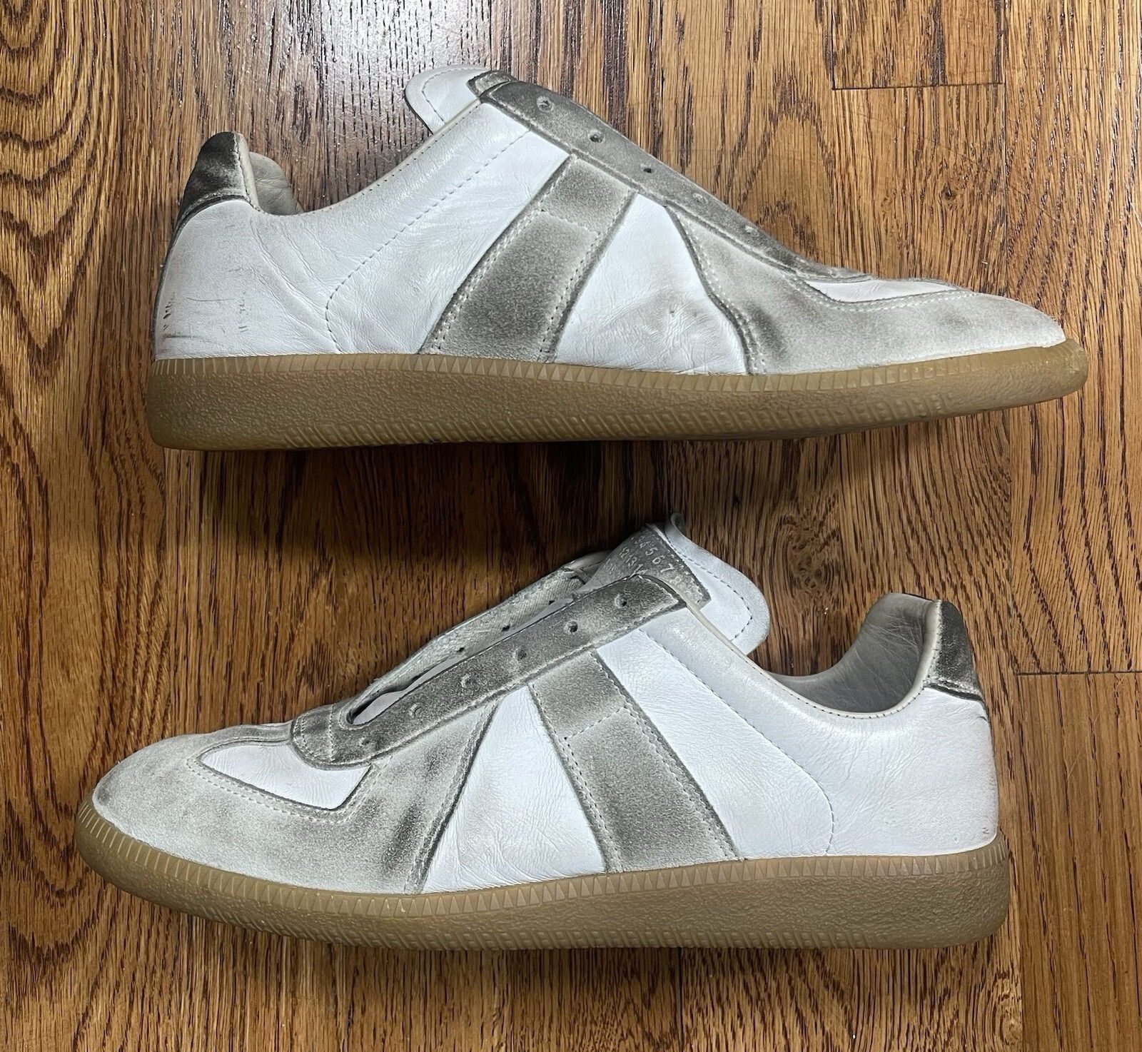 Maison Margiela Maison Margiela Replica White / Gum Women’s Size 40 Size US 10 / IT 40 - 2 Thumbnail