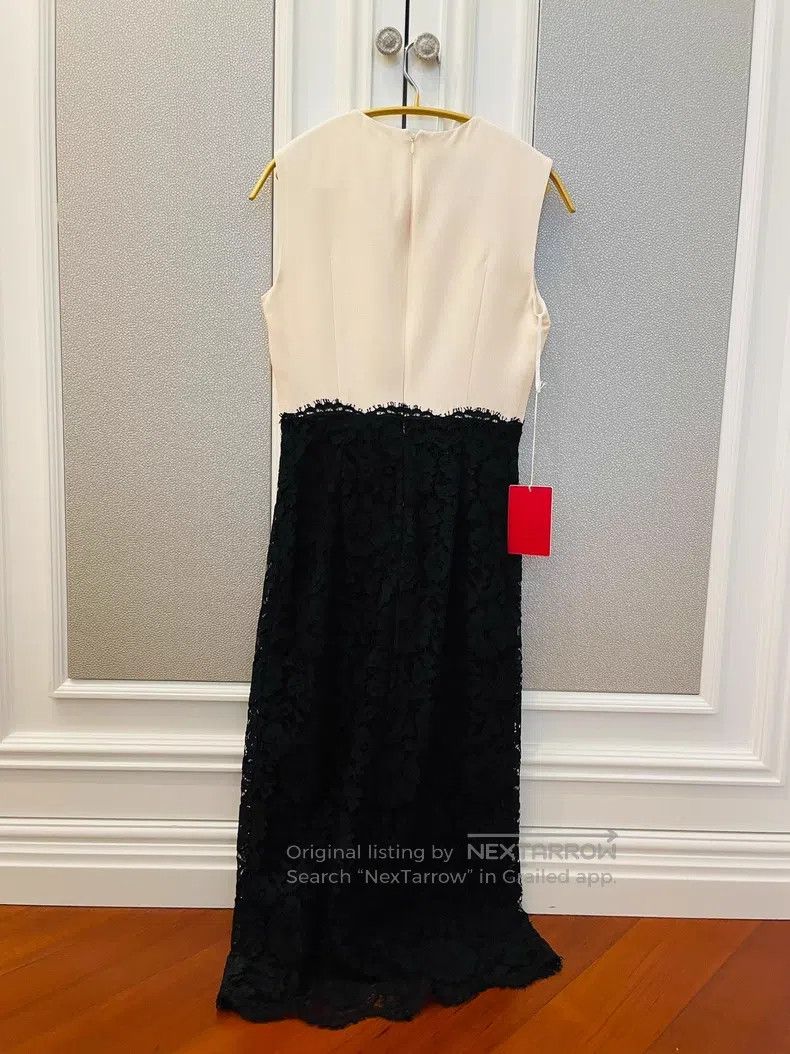 Valentino Valentino Black and white color-blocked lace dress Size M / US 6-8 / IT 42-44 - 2 Thumbnail
