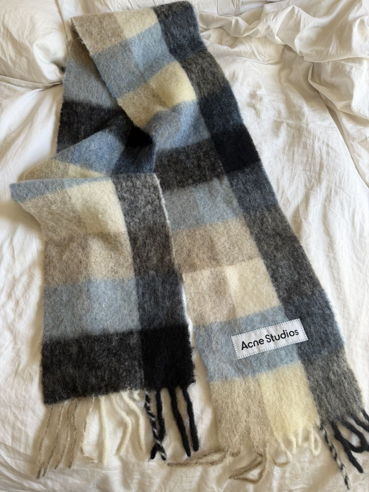 Acne Studios Acne Studios Mohair Checked Scarf Size ONE SIZE - 3 Thumbnail