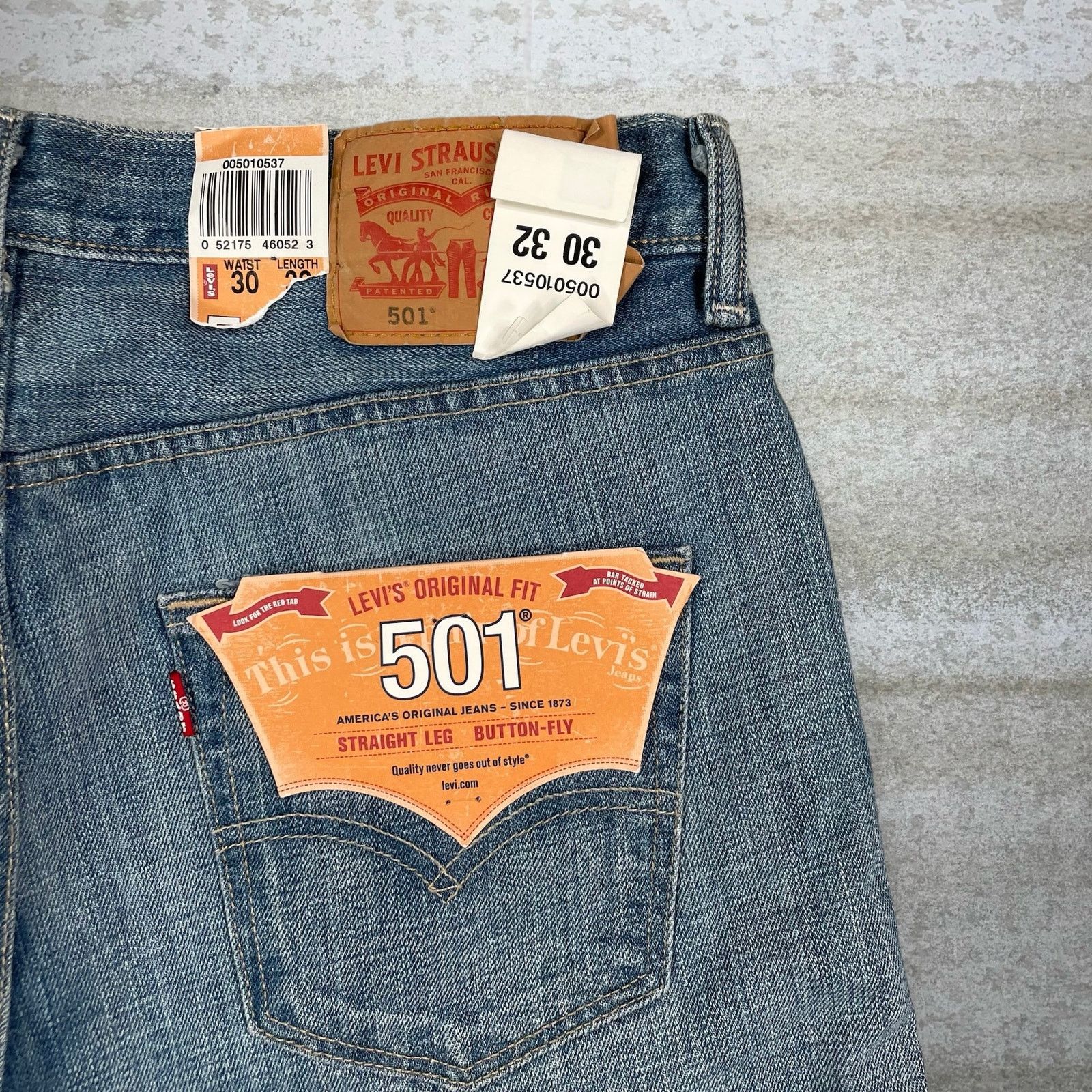 Levi's Vintage Y2K Levis Jeans 501 30x32 Straight Fit Light Wash Size US 30 / EU 46 - 3 Thumbnail