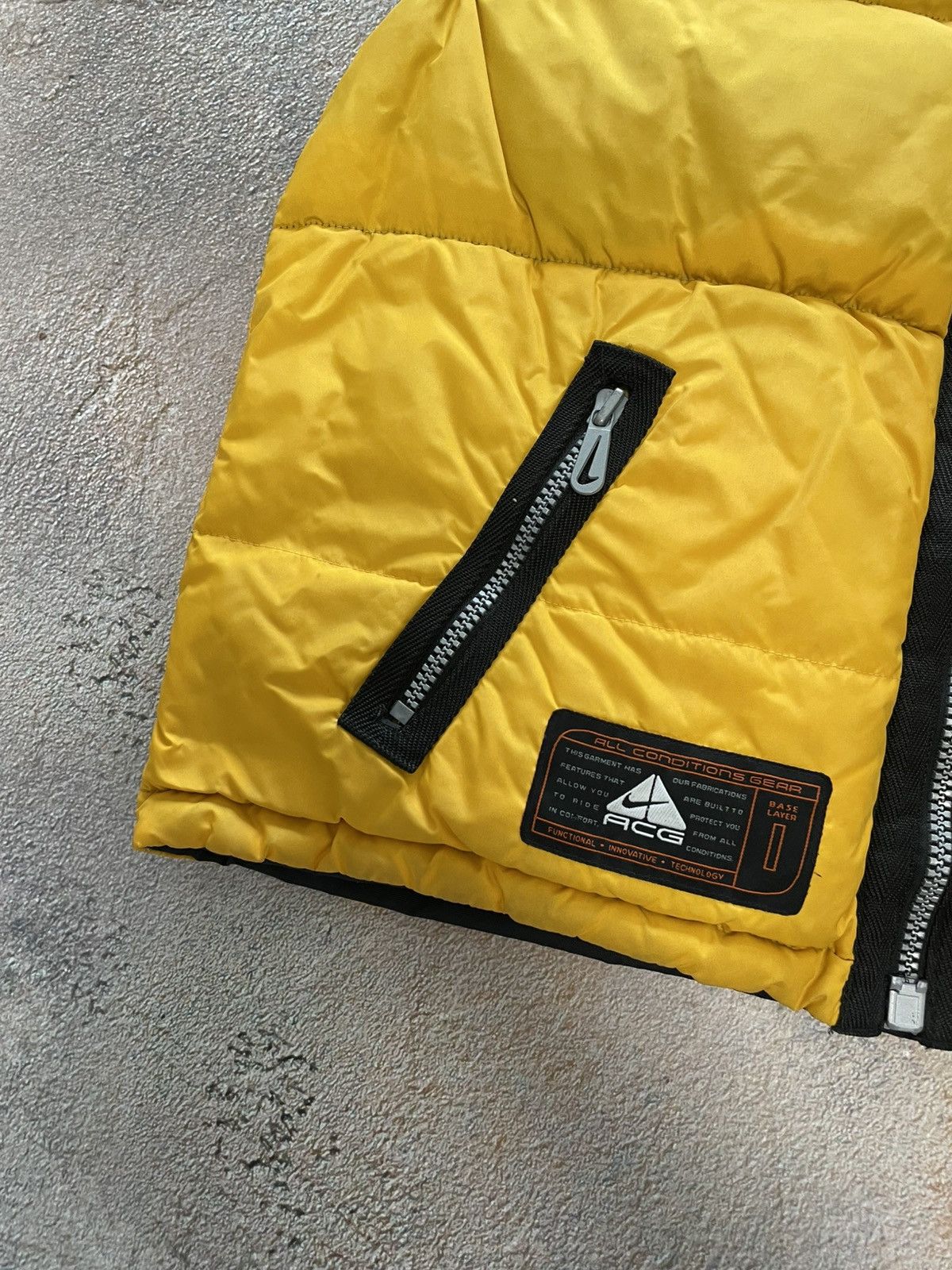 Nike ACG Vintage Nike ACG Reversible Puffer Vest Big Swoosh Size US M / EU 48-50 / 2 - 3 Thumbnail