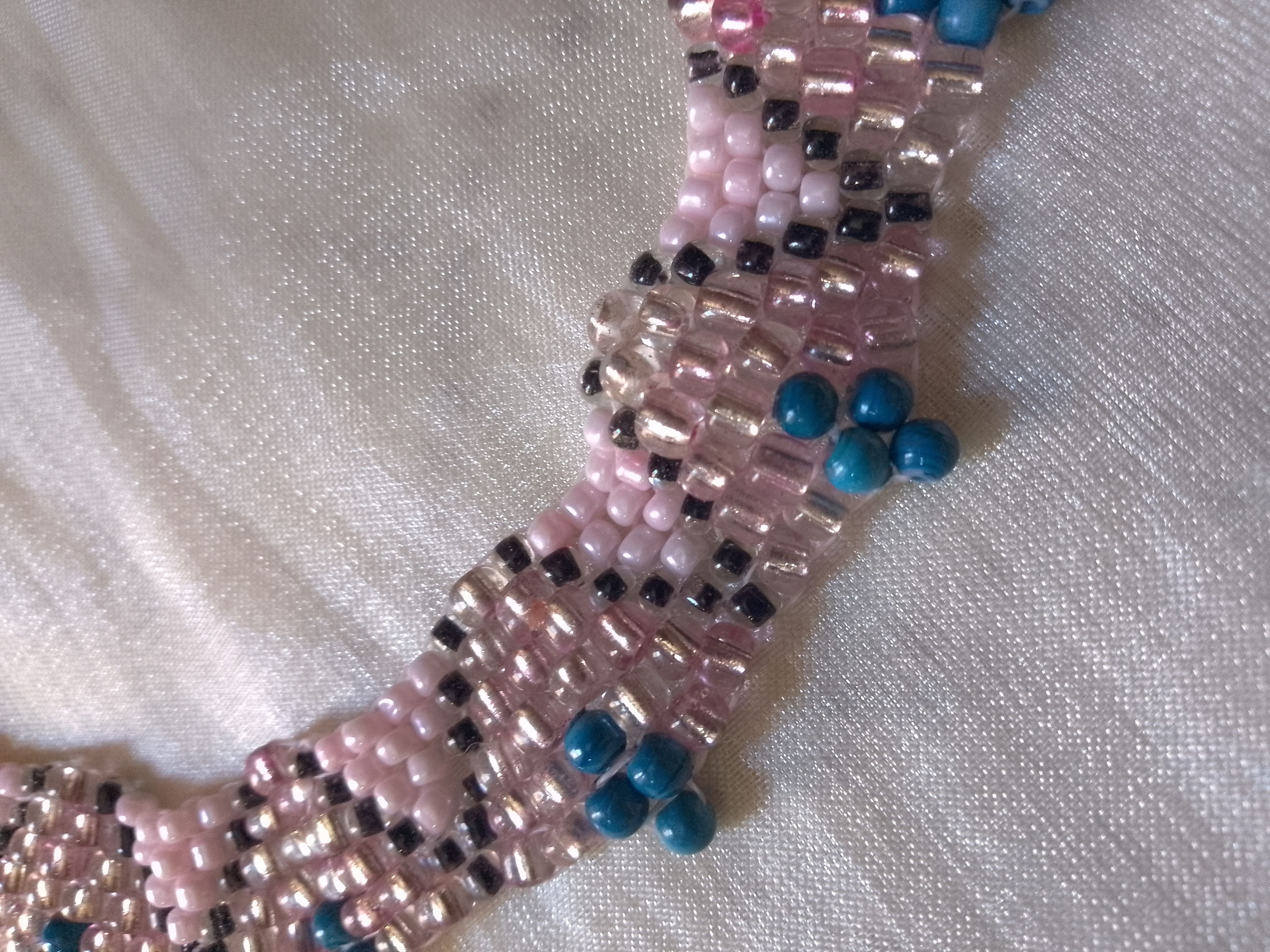 Handmade Necklace Pink Elegant Party Wedding Embroidered in Glass Size ONE SIZE - 7 Thumbnail