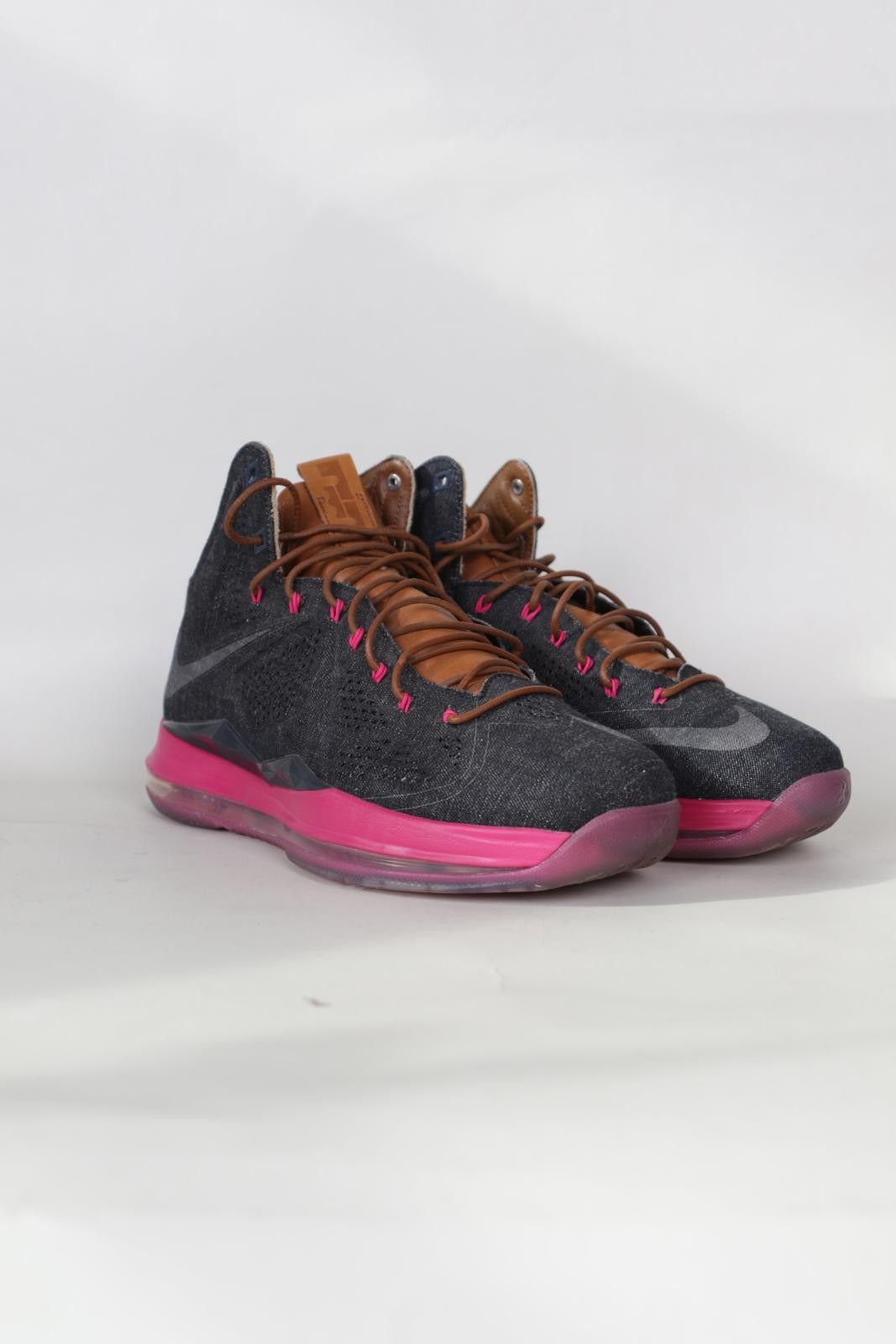 Theory 2013' Nike LeBron X EXT Basketball Shoe Size ONE SIZE - 1 Thumbnail