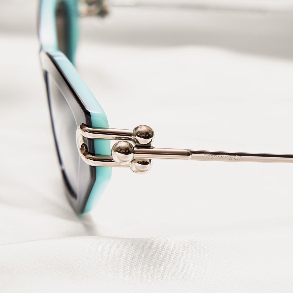 Tiffany & Co. TIFFANY&CO 0TF4231U 8055S4 SUNGLASSES Size ONE SIZE - 3 Thumbnail