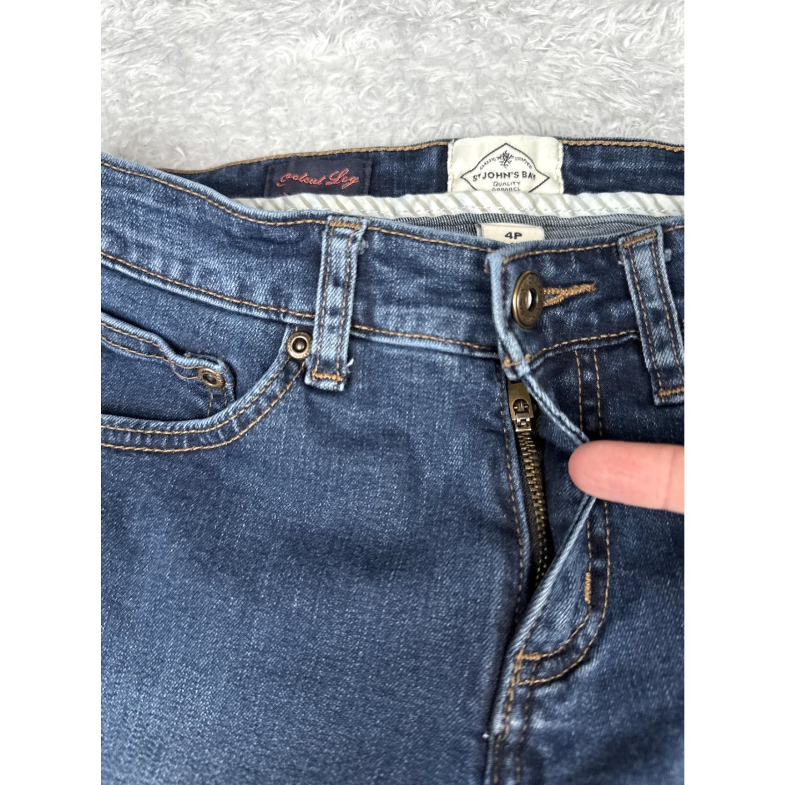 Vintage St. John's Bay Jeans Womens 4P Blue Bootcut Leg Stretch Denim Petite Classic Size 27" / US 4 / IT 40 - 5 Thumbnail