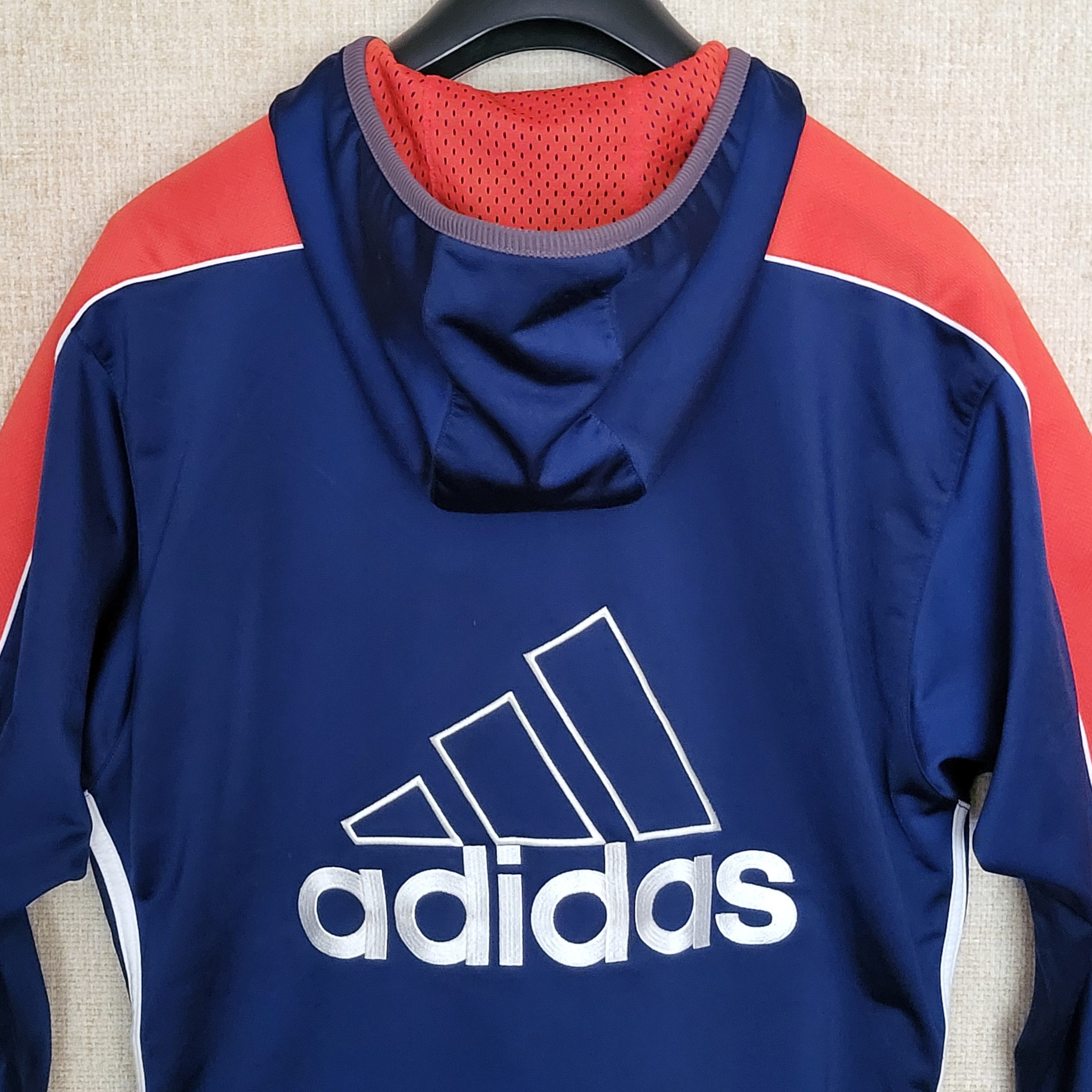 Adidas Adidas stripes hoodie RARE size S but fit M Size US S / EU 44-46 / 1 - 9 Thumbnail
