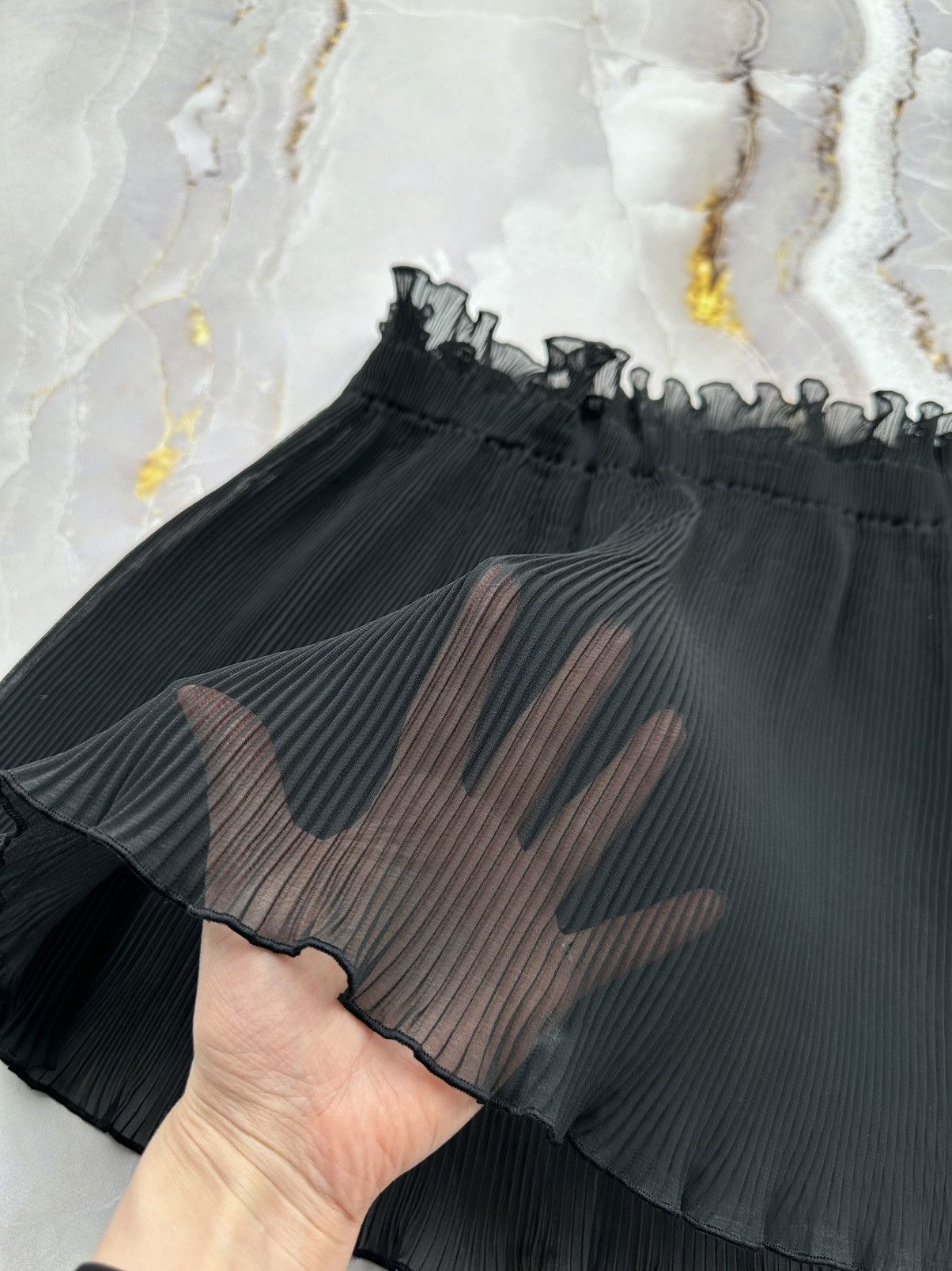 Japanese Brand Vintage Mesh Pleated Mini Skirt Size 27" / US 4 / IT 40 - 4 Thumbnail