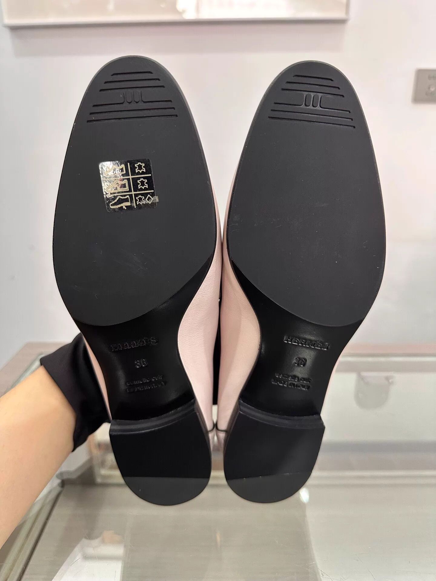 Hermes Hermes Women's Light Pink Silver H Logo Loafer Size US 5.5 / IT 35.5 - 6 Thumbnail