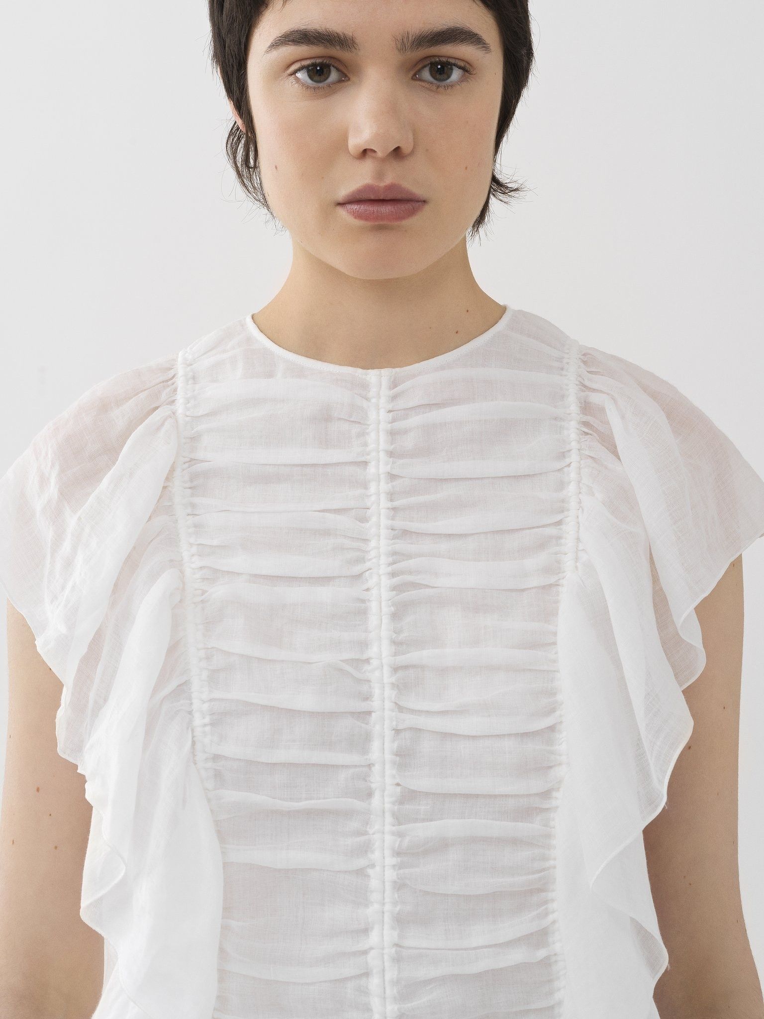 Chloe o1y0825 Short Sleeves Blouse in White Size M / US 6-8 / IT 42-44 - 3 Thumbnail