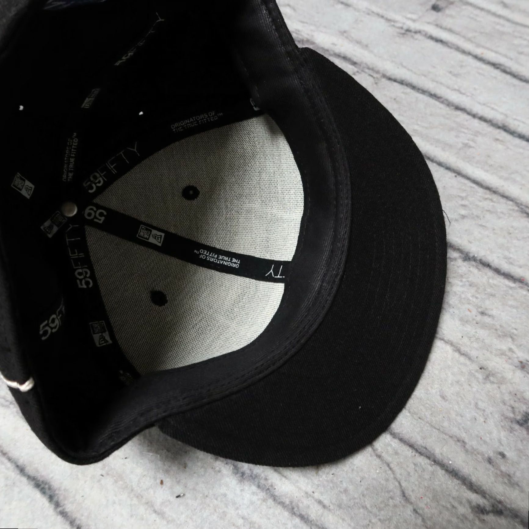 New Era Vintage New Era Hello My Name Is 59Fifty Fitted Hat Size 7 1/2 Cap Graffiti hat Mens Black Size ONE SIZE - 4 Thumbnail