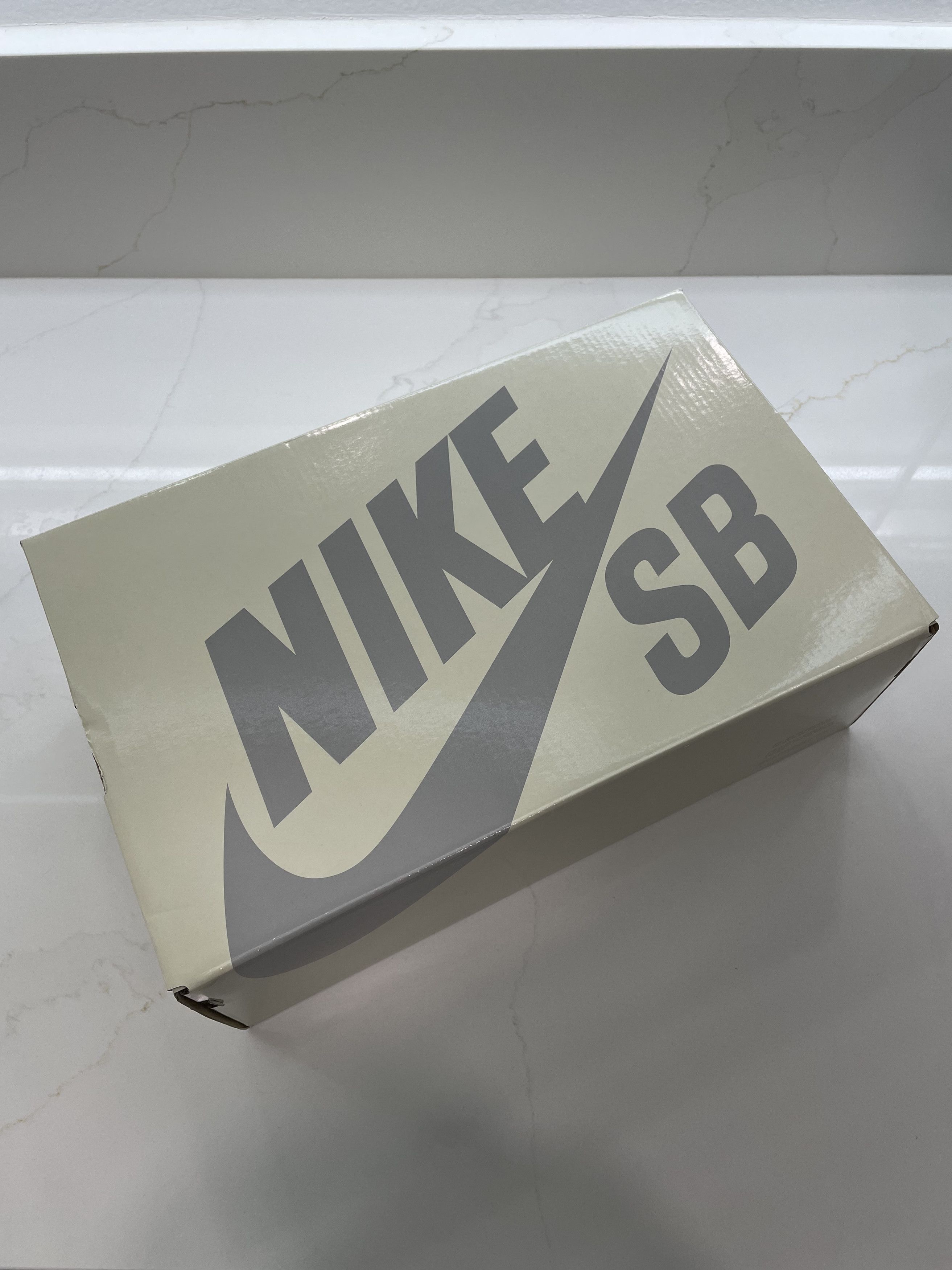 Nike Nike SB dunk x Powerpuff Girls Bubbles Size US 7.5 / EU 40-41 - 9 Thumbnail