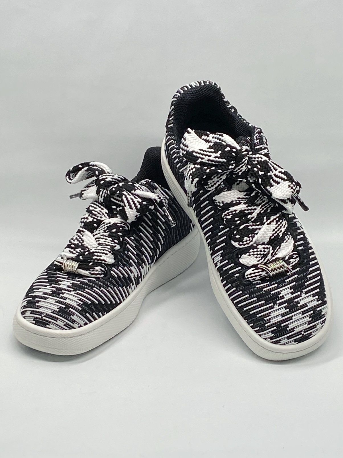 Burberry Burberry Black & White Check Knit Box Sneakers size 37 Size US 7 / IT 37 - 13 Thumbnail