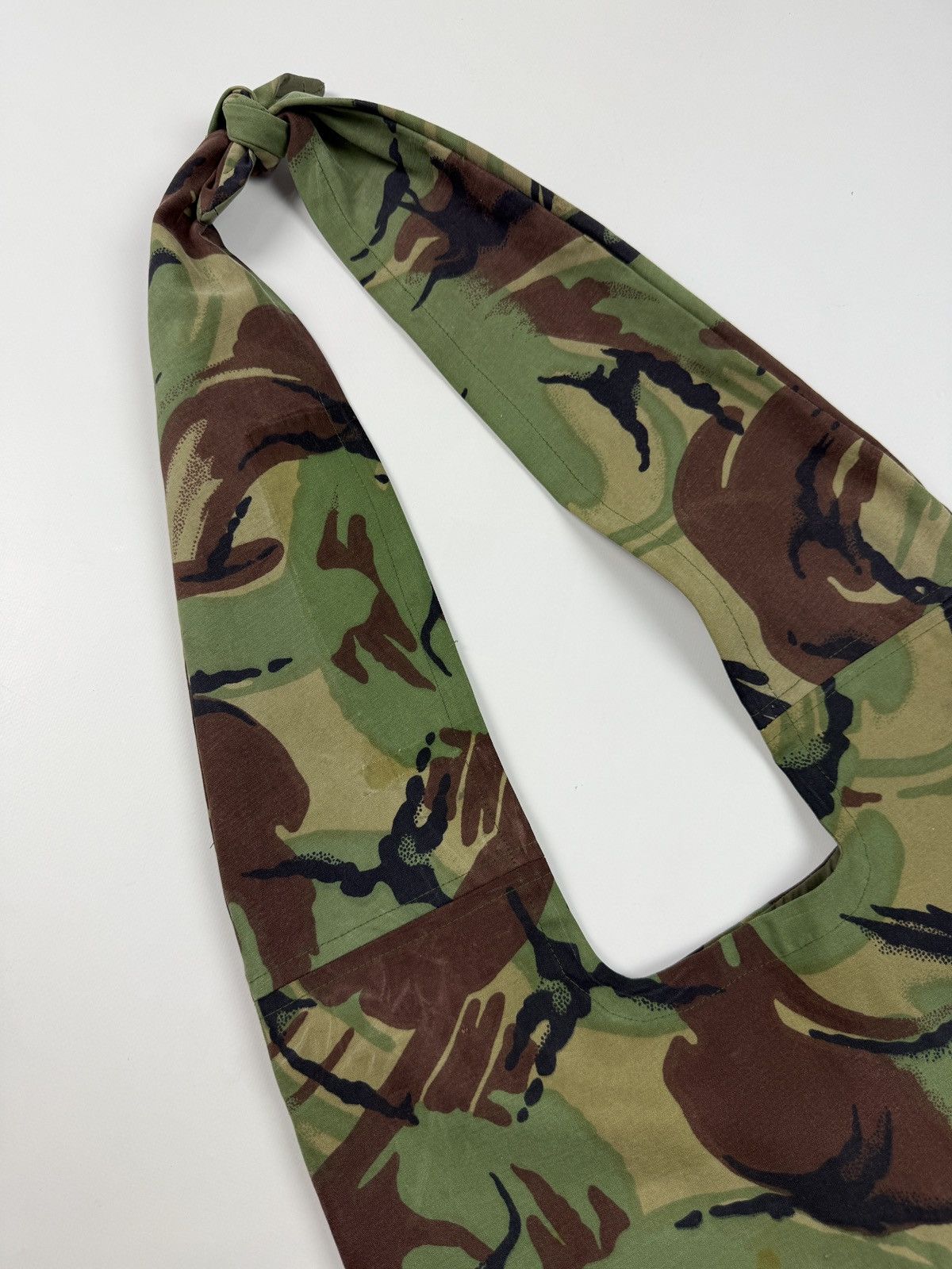Vintage Reworked Vintage British Army DPM Jungle Camo Tsuno Bag Size ONE SIZE - 8 Thumbnail