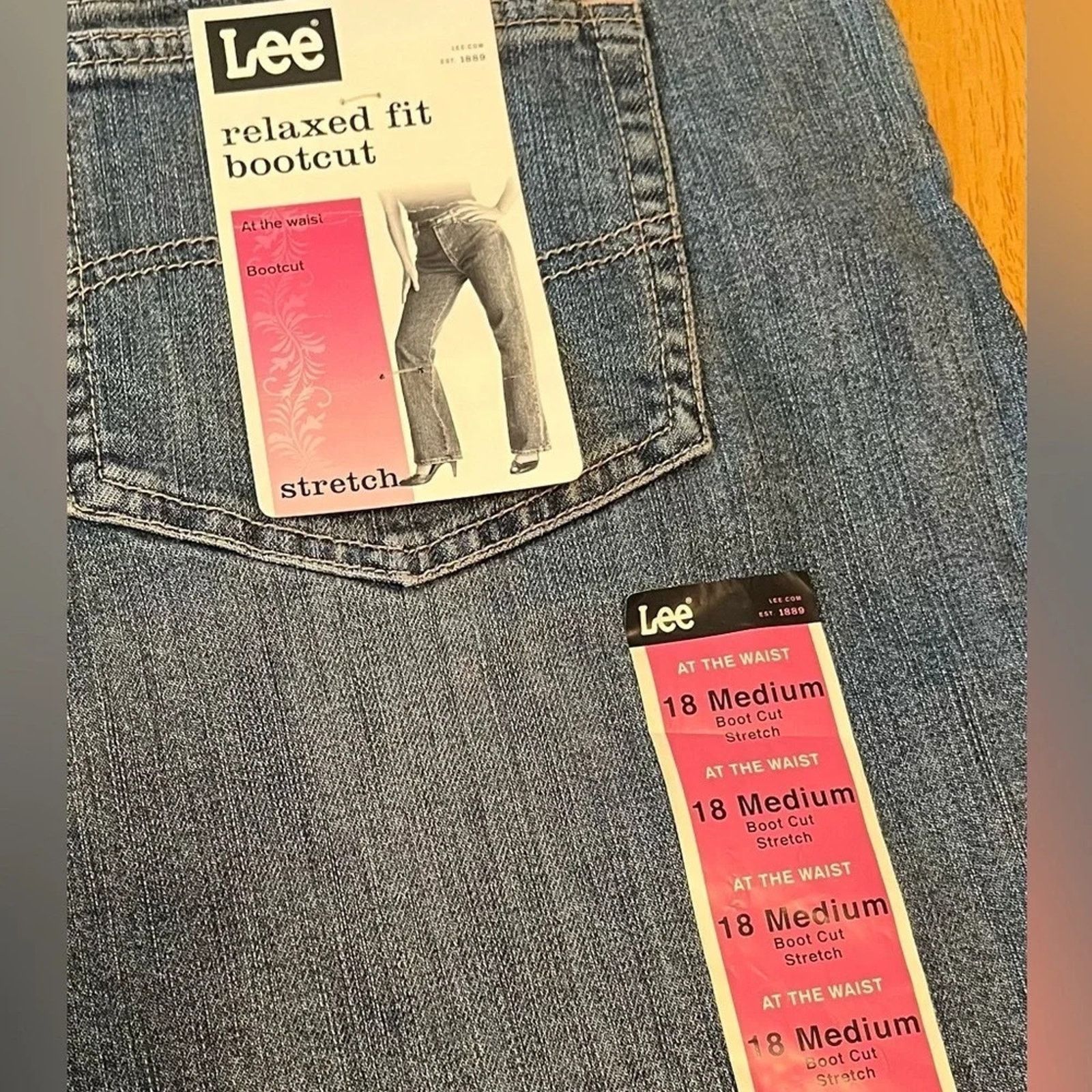 Lee Vintage Lee Jeans, boot cut relaxed fit waist, size 18 Size 40" / US 18 - 3 Thumbnail