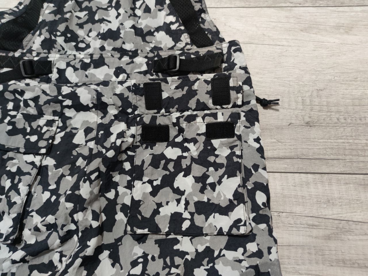 Nike ACG Nike NRG ACG Woven Overall Camo Print Black White Grey Mens Size US 30 / EU 46 - 7 Thumbnail