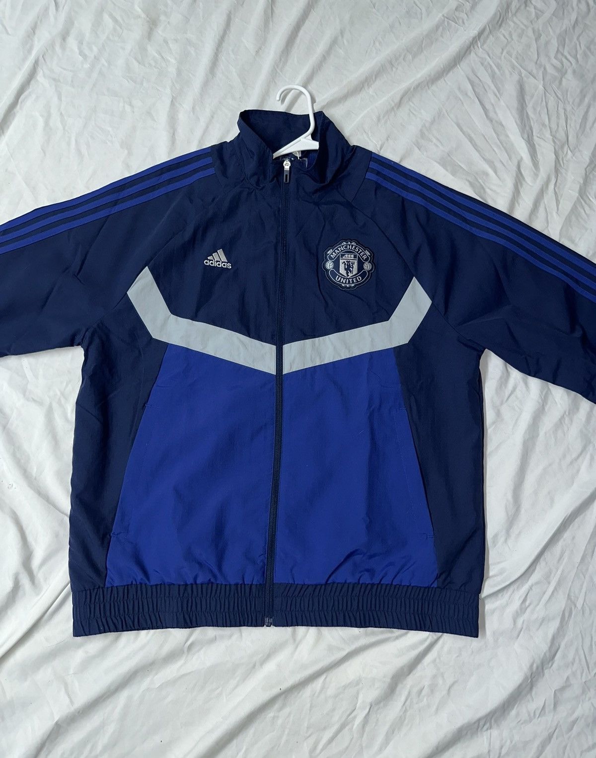 Adidas Brand new with tags Adidas Manchester United Tiro 23 Track Size US L / EU 52-54 / 3 - 1 Thumbnail