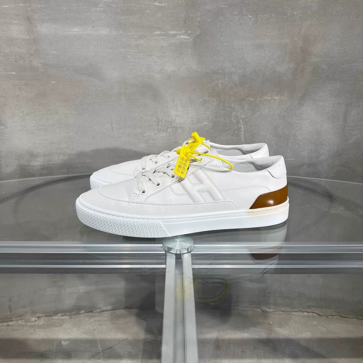 Hermes HERMES white and brown sneakers size 41 Size US 8 / EU 41 - 3 Thumbnail