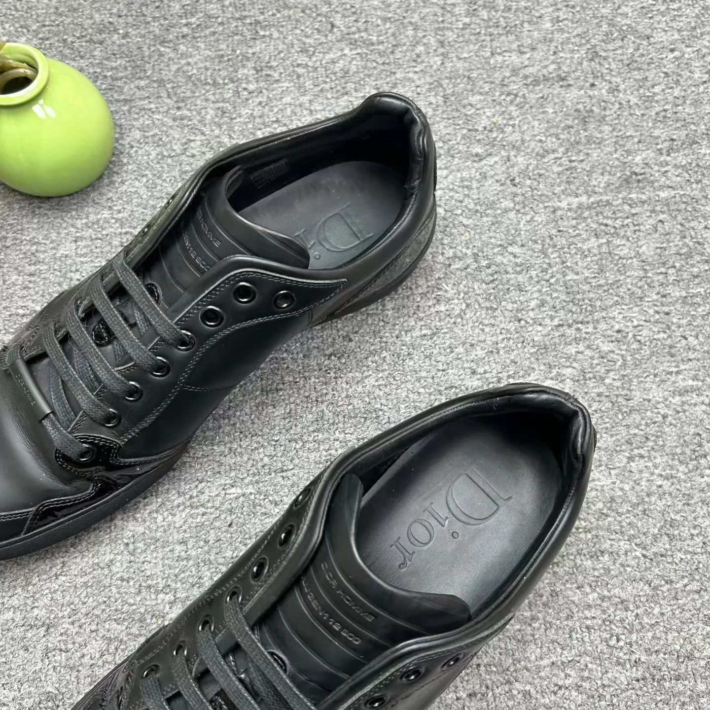Dior Dior Black Low-Top Sneakers 41 Worn Once Size US 8 / EU 41 - 2 Thumbnail