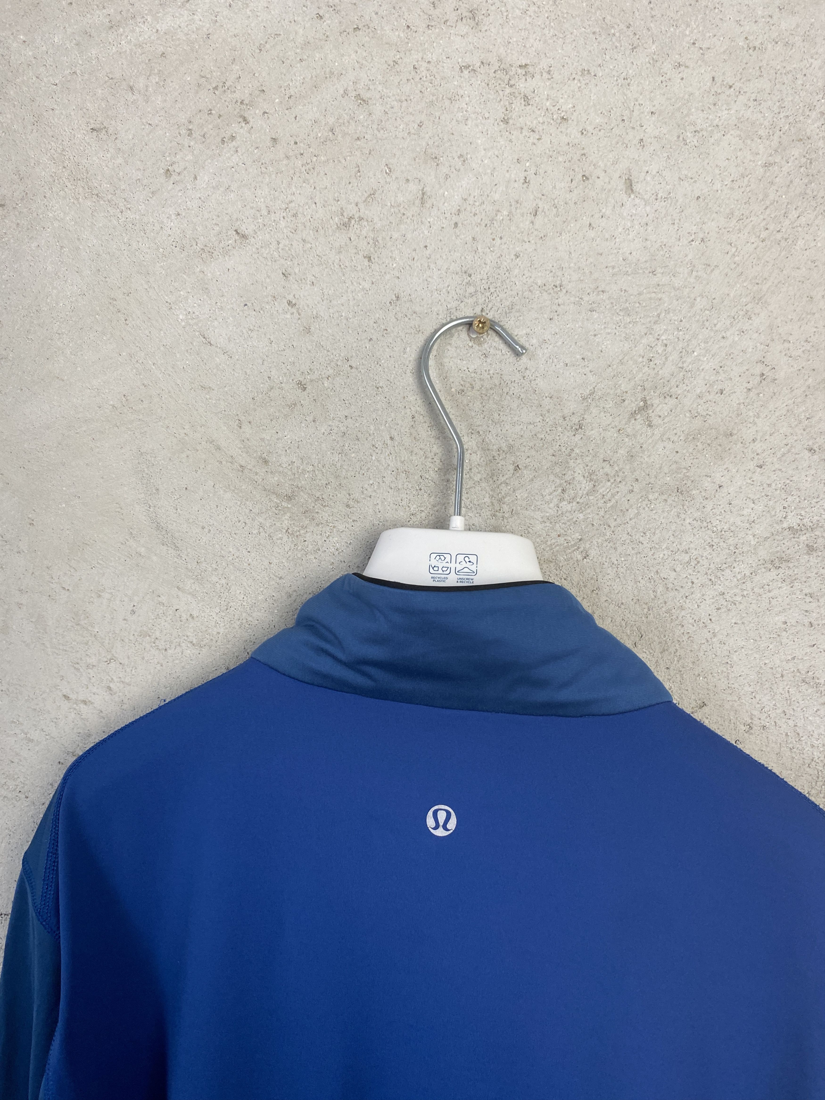 Lululemon Lululemon Barricade half zip sweatshirt pullover Size US L / EU 52-54 / 3 - 4 Thumbnail