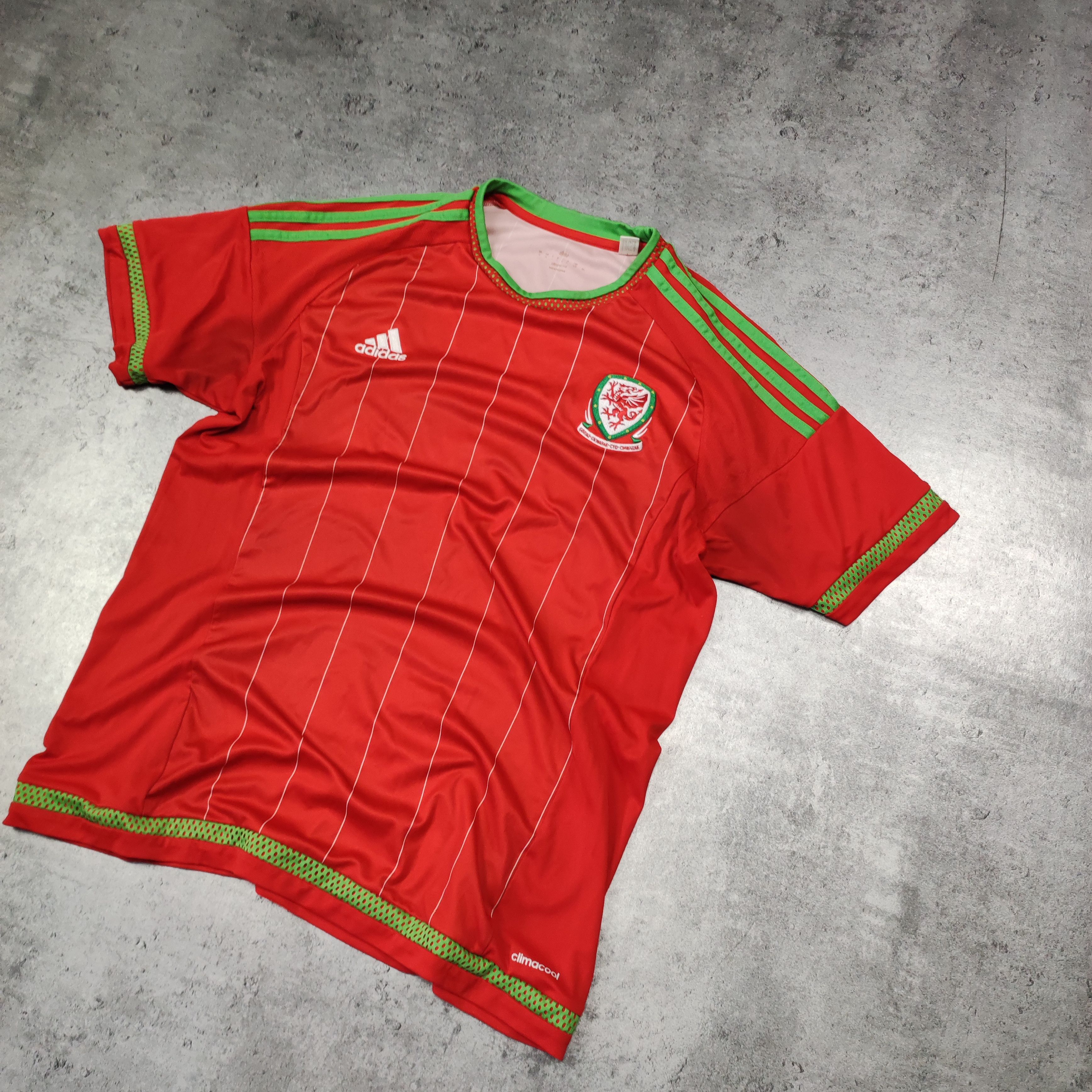 Adidas RARE Adidas x Walles EURO 2016 Football Soccer Home Jersey Size US L / EU 52-54 / 3 - 2 Thumbnail