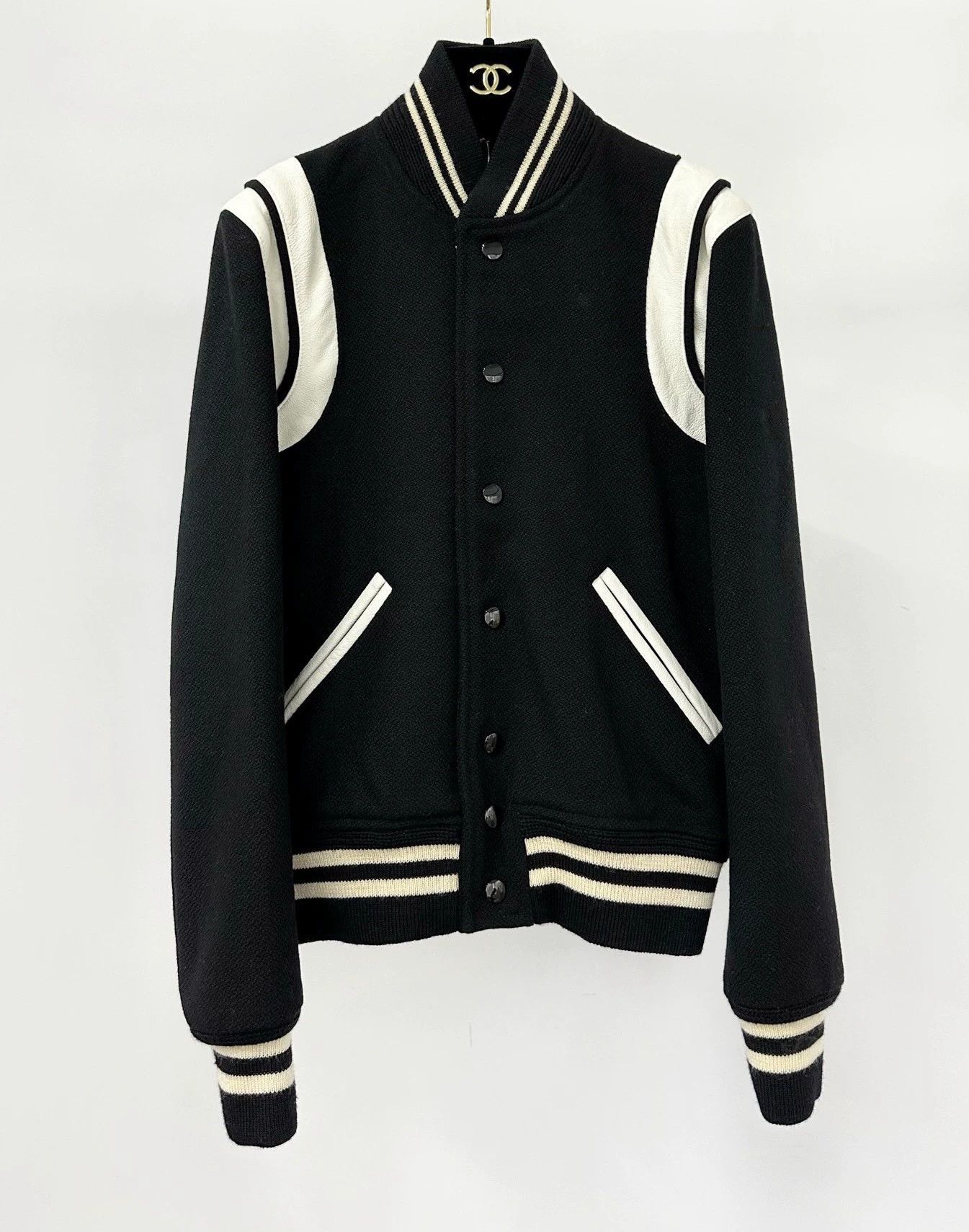Saint Laurent Paris Saint Laurent Paris Black and white spliced baseball jersey Size US S / EU 44-46 / 1 - 1 Thumbnail