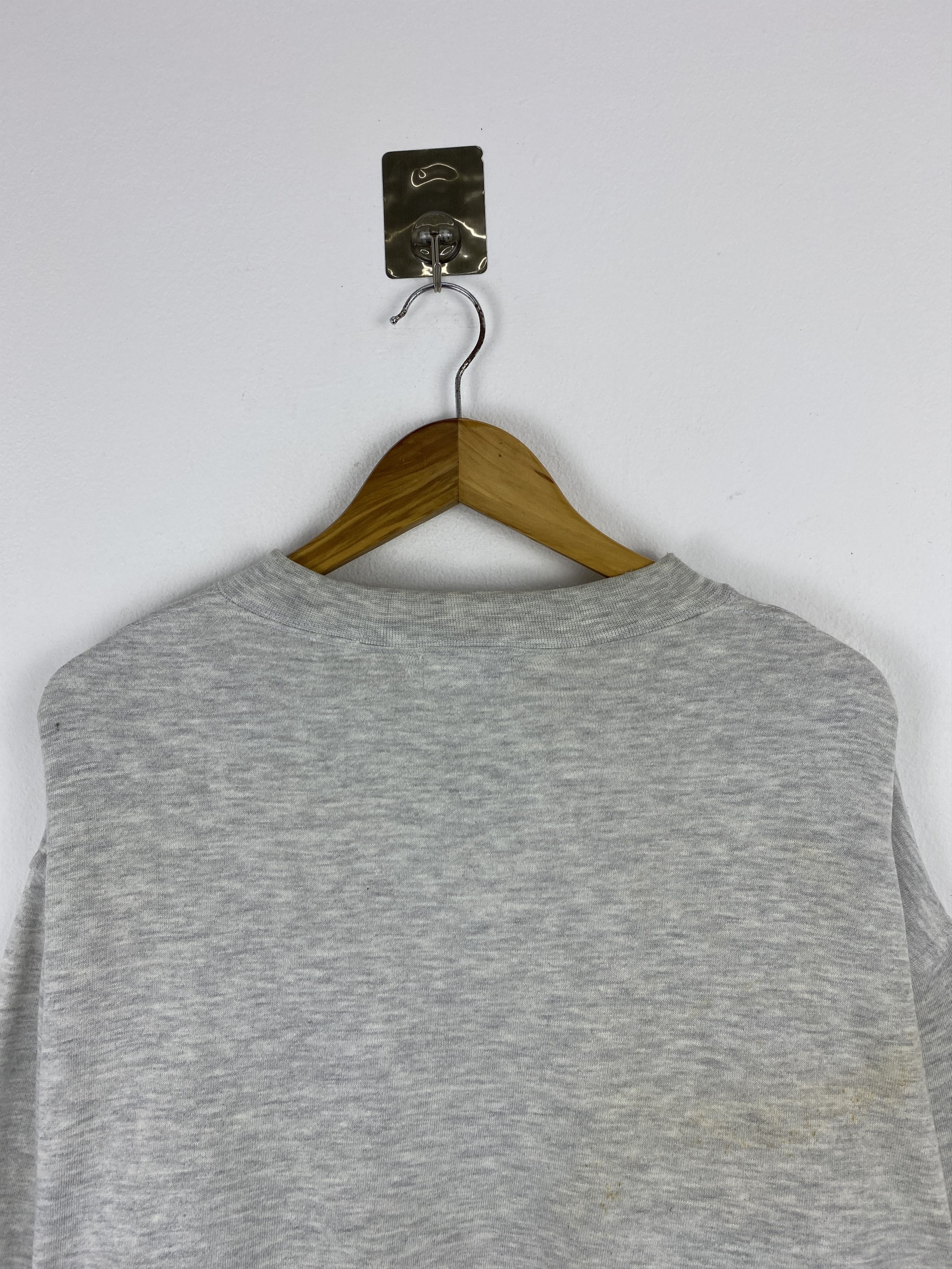 Fila Vintage 90s Fila Spell Out Central Logo Sweatshirt SH0546 Size US S / EU 44-46 / 1 - 4 Thumbnail