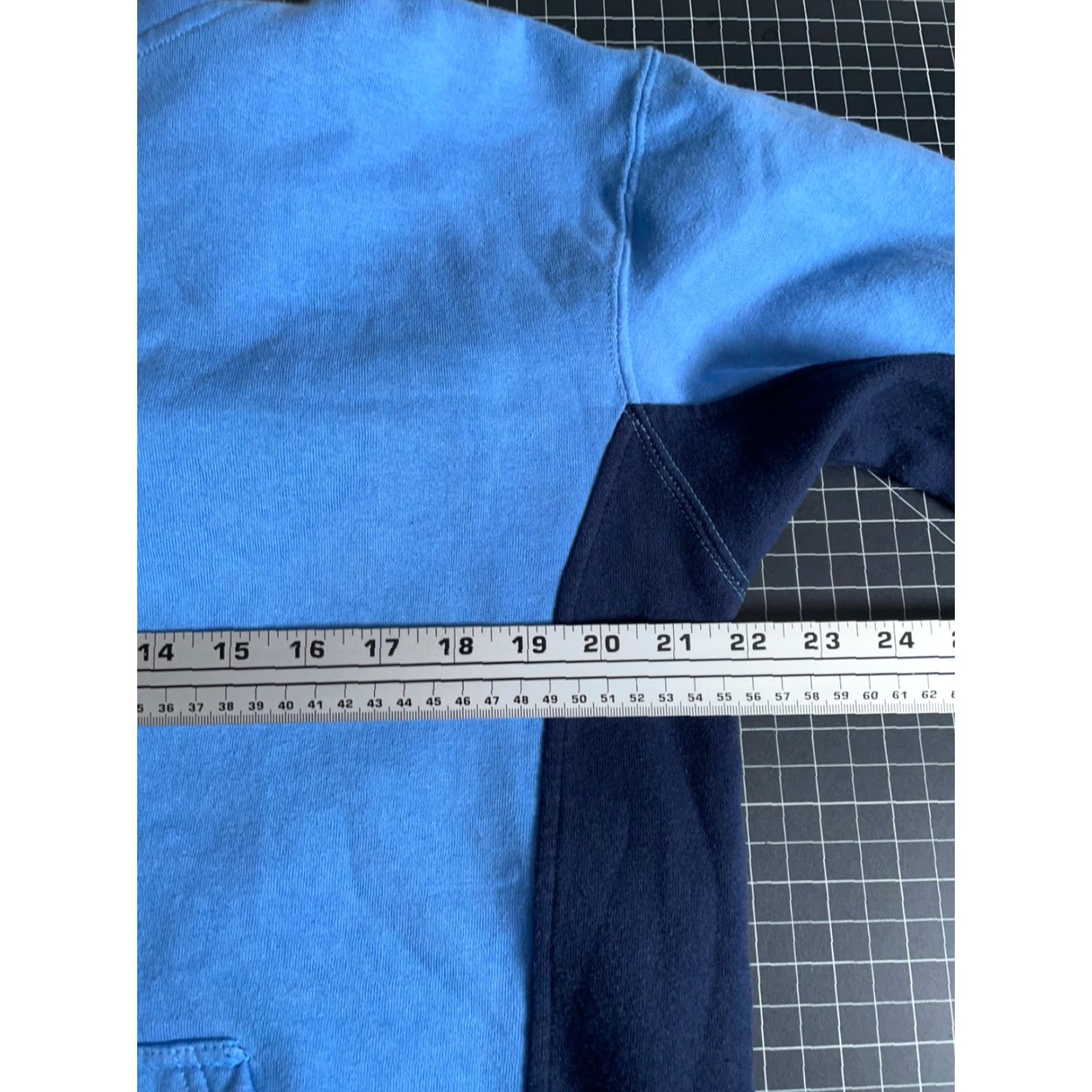 Vintage VINTAGE Top Heavy Hoodie Pullover Men M Blue Paneled Crew Neck Drawstring Heavyweight 90s Punk Graphic Print Size US M / EU 48-50 / 2 - 5 Thumbnail