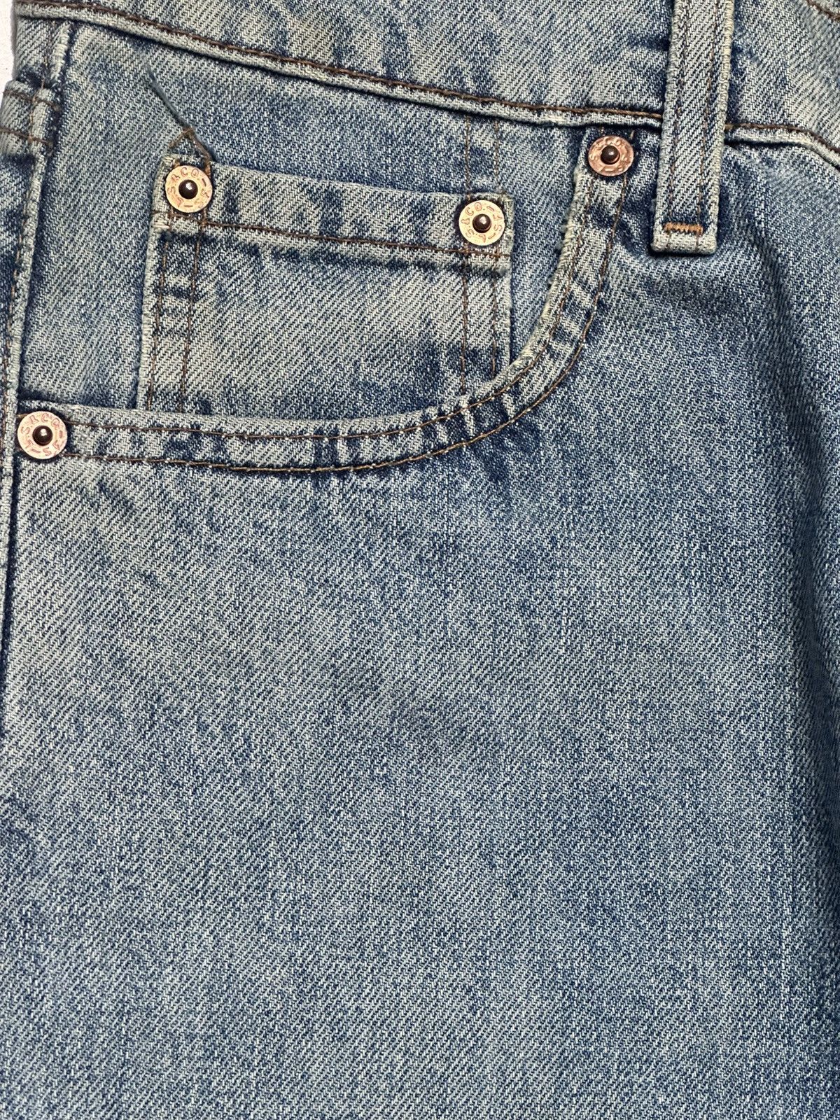 Levi's Vintage Levi’s 501 Original Straight Leg Jeans With Bluewash Size US 30 / EU 46 - 5 Thumbnail