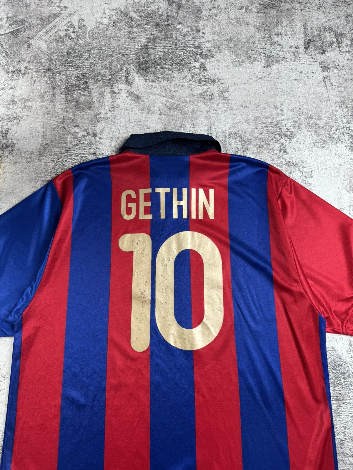 Nike BARCELONA GETHIN 2001/2002 Vintage Nike Soccer Football Football Shirt Jersey Size US L / EU 52-54 / 3 - 18 Thumbnail