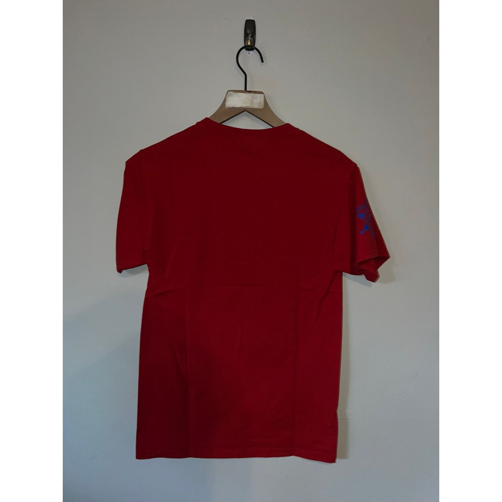 Fruit Of The Loom Vintage Dare Shirt To Resist Drugs & Violence Red Tee 2000s Size US S / EU 44-46 / 1 - 6 Thumbnail