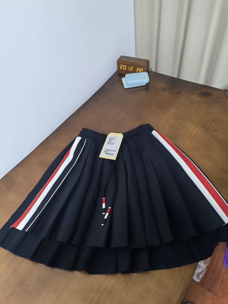 Thom Browne Thom Browne Colorful pleated skirt Size 37" - 1 Thumbnail