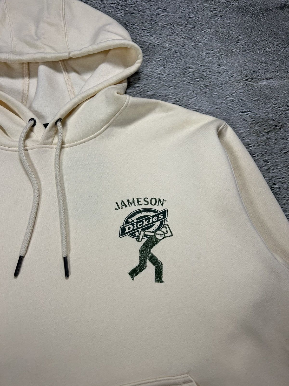 Dickies × Jameson Irish Whiskey Dickies x Jameson Hoodie beige Size US M / EU 48-50 / 2 - 2 Thumbnail